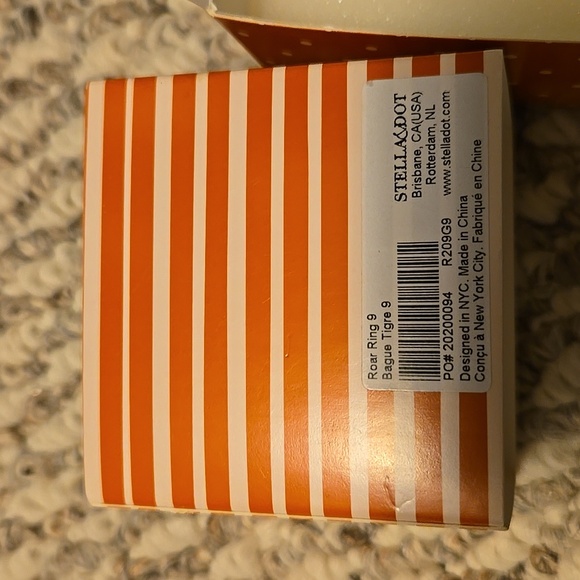 Stella & Dot Gold and Black Leopard Ring - Picture 2 of 2